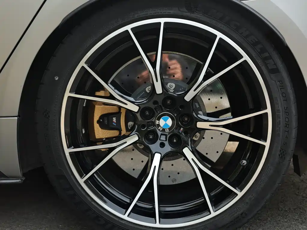 BMW M5 2021 — фото 10