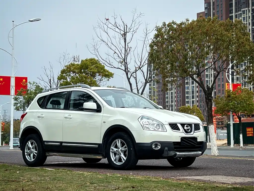 Nissan Qashqai 2014 — фото 3