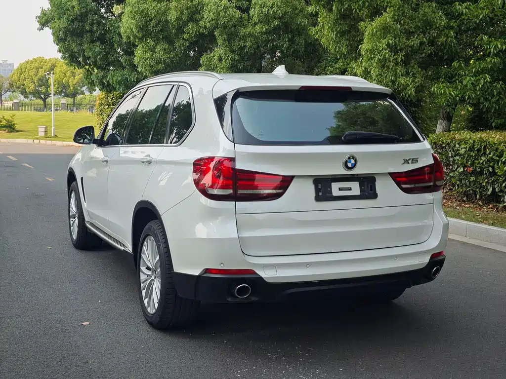 BMW X5 2015 — фото 21
