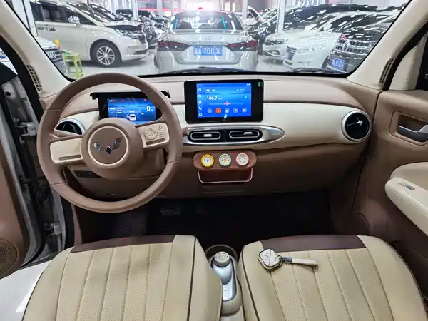 Wuling Hongguang MINIEV 2024