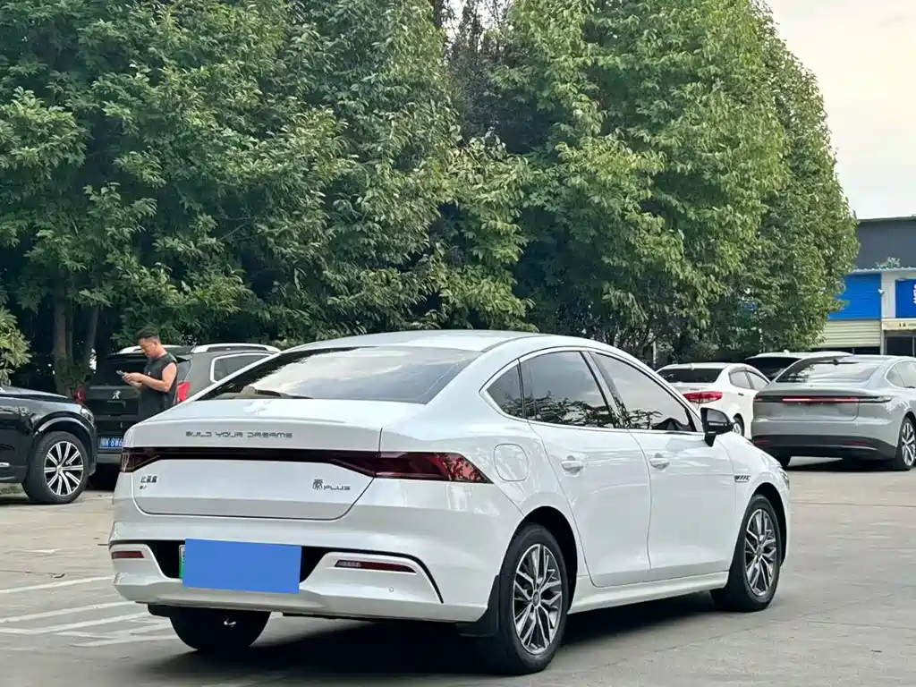 BYD Qin PLUS 2024