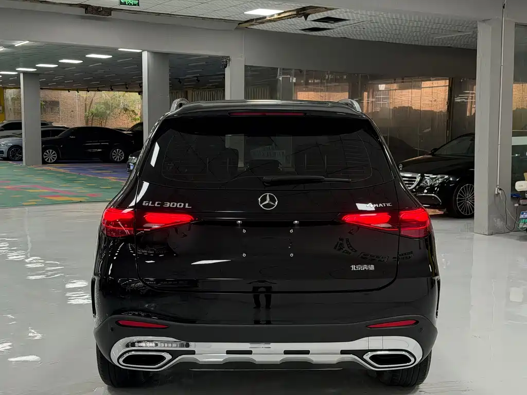 Mercedes-Benz GLC 2023 — фото 8