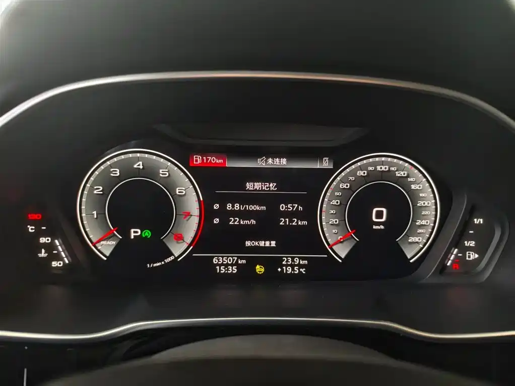 Audi Q3 2023 — фото 4
