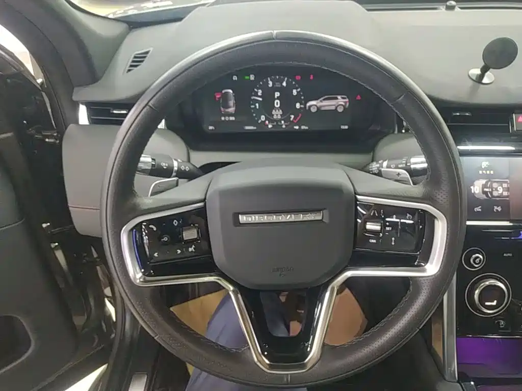 Land Rover Discovery Sport 2022 — фото 11