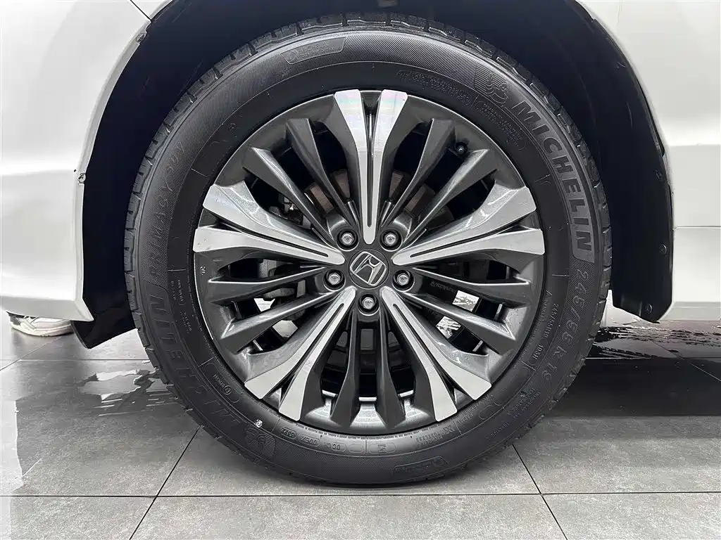 Honda UR-V 2023 — фото 11