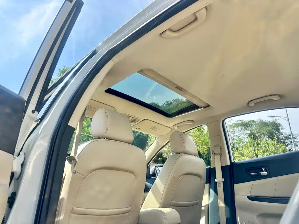 Changan Eado 2015 — фото 27