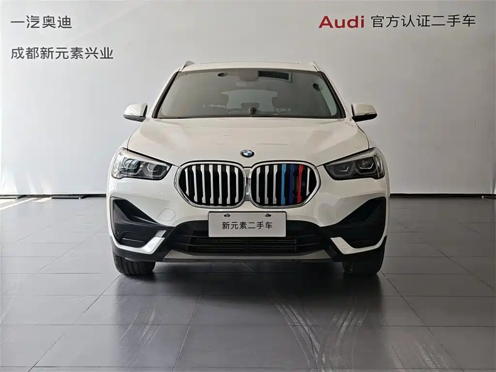 BMW X1 2022 — фото 2