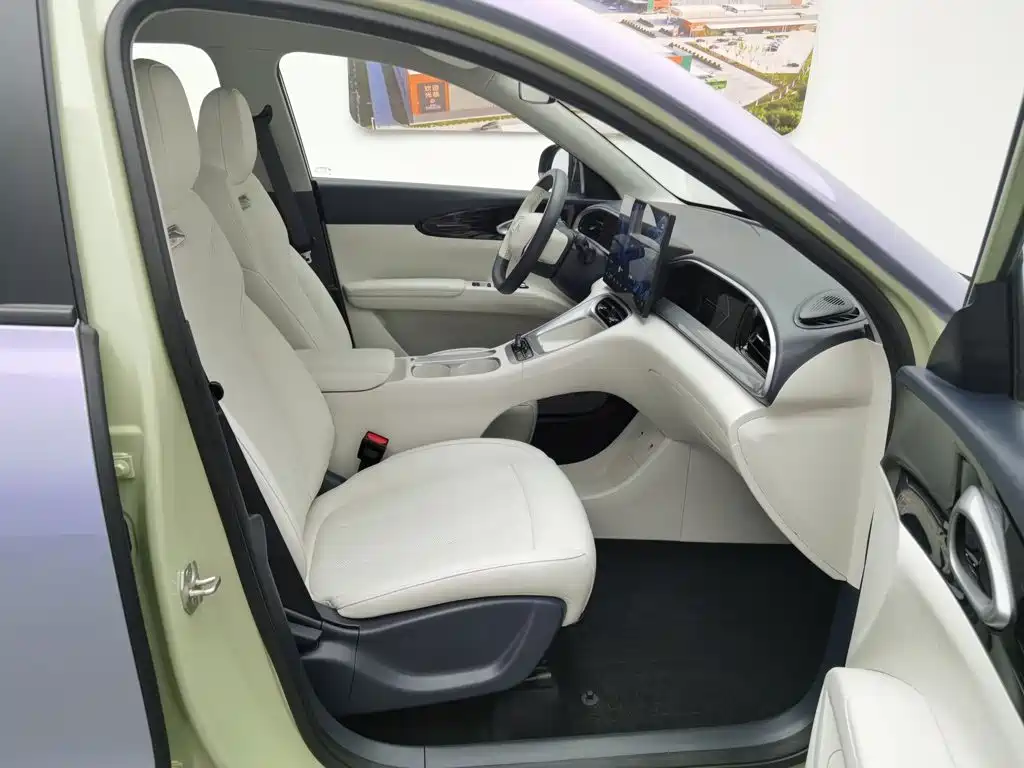 Geely Galaxy Starwish 2024 — фото 23
