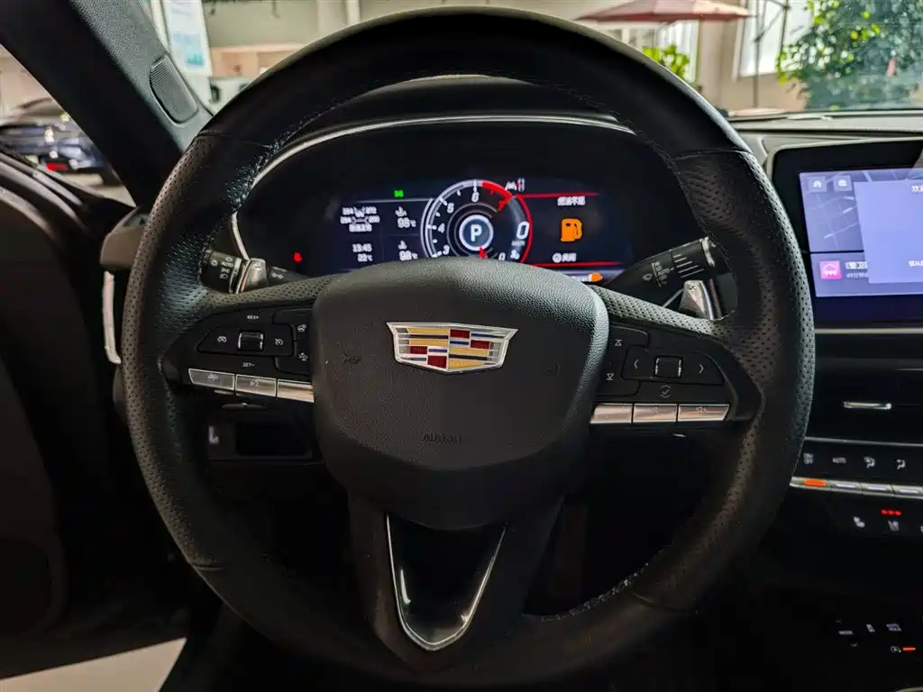 Cadillac CT5 2023 — фото 13