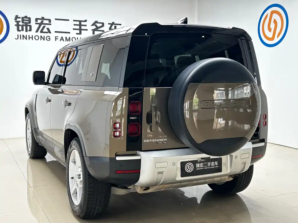 Land Rover Defender 2020 — фото 23