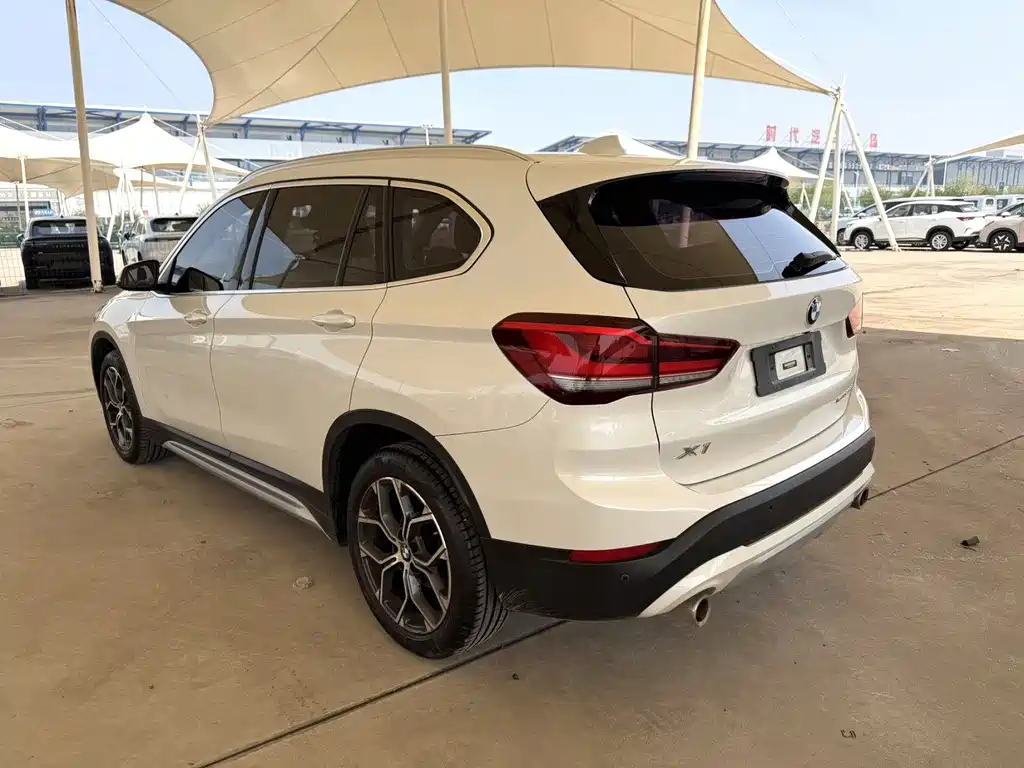 BMW X1 2021 — фото 7