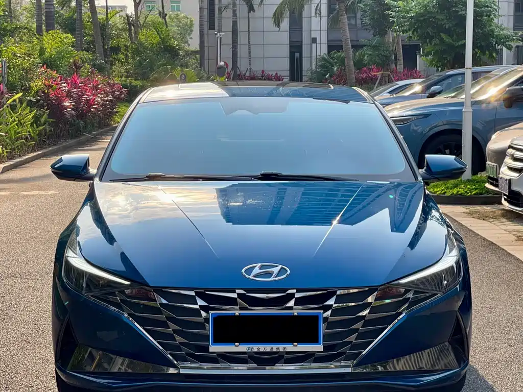 Hyundai Elantra 2022 — фото 2