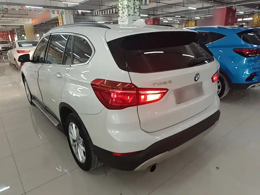BMW X1 2018 — фото 5