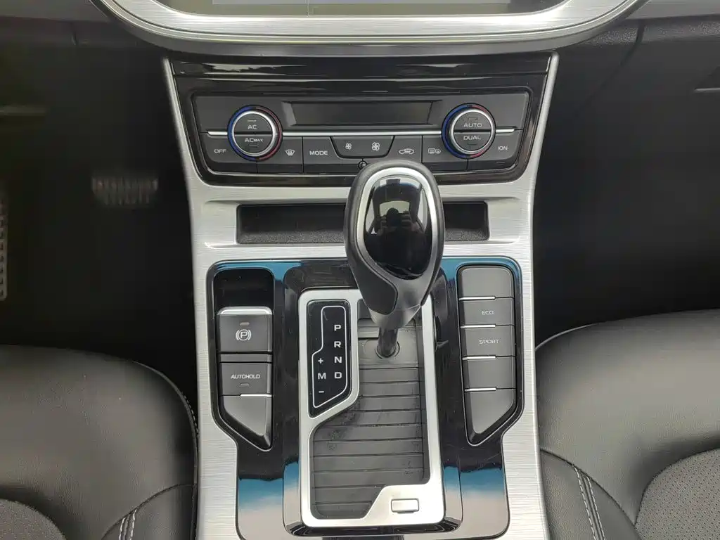 Geely Emgrand GS 2020 — фото 13