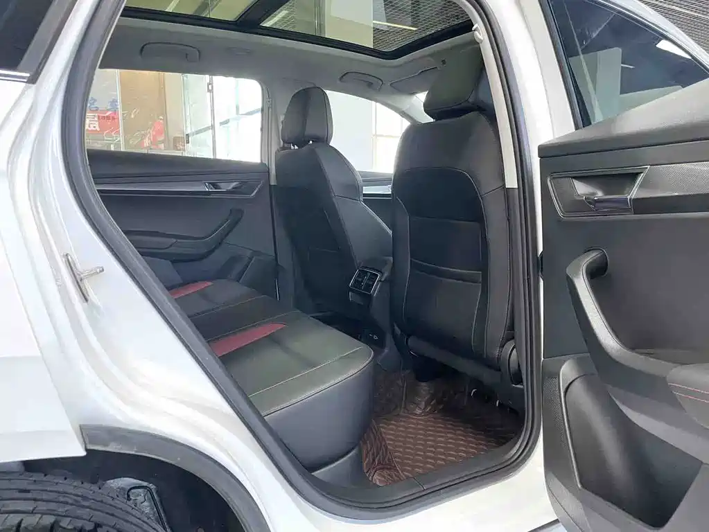 Skoda Karoq 2022 — фото 14