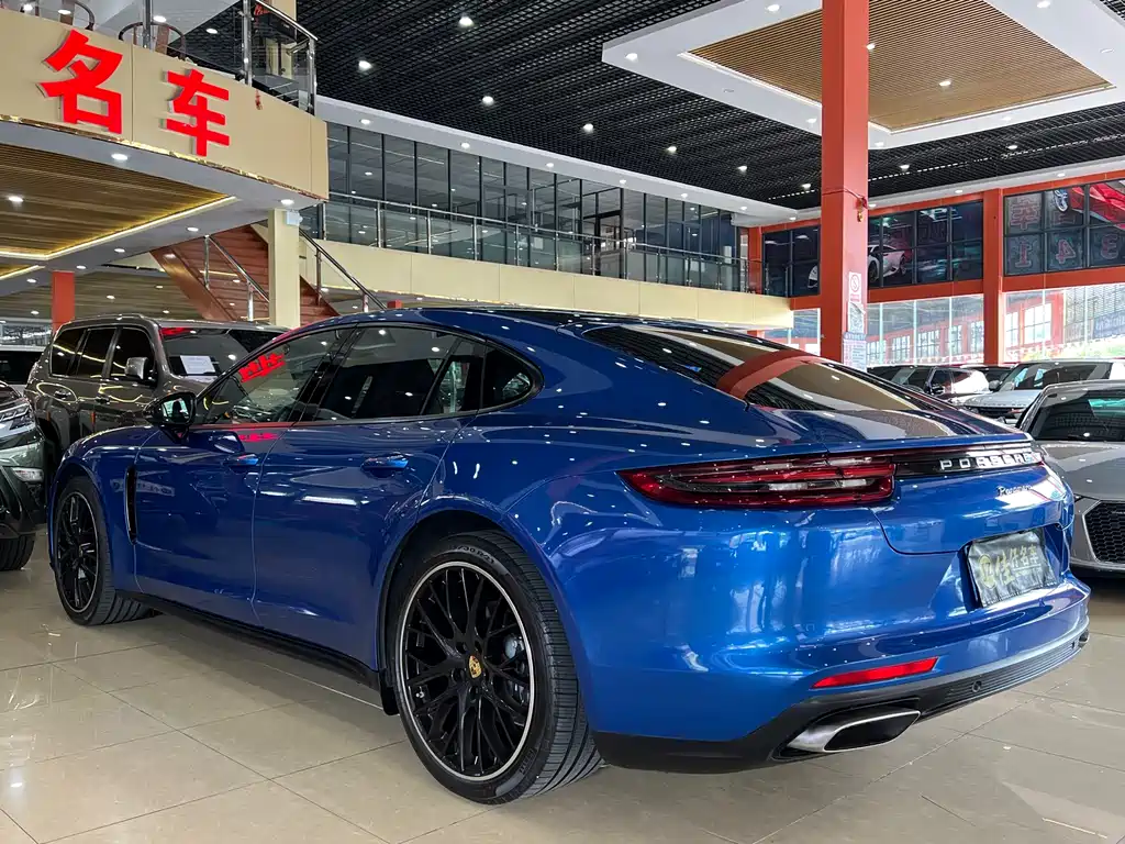 Porsche Panamera 2019 — фото 6