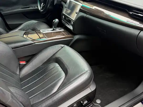Maserati Quattroporte 2013