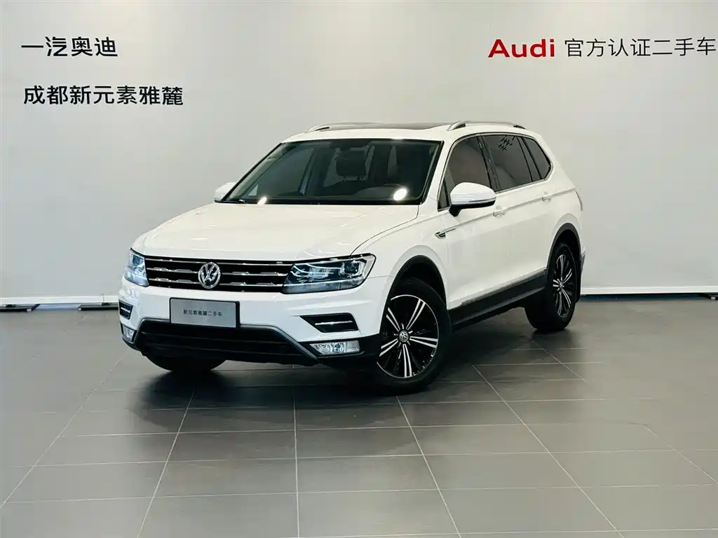 Volkswagen Tiguan L 2019 — фото 1