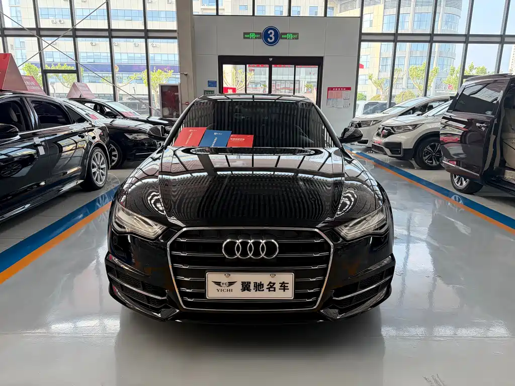 Audi A6L 2018 — фото 1