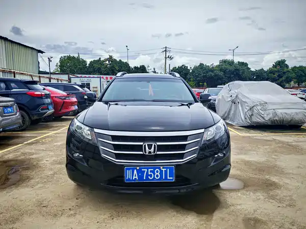 Honda Crosstour 2012