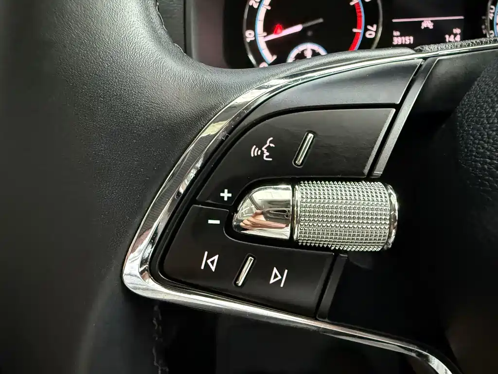Skoda Karoq 2022 — фото 13