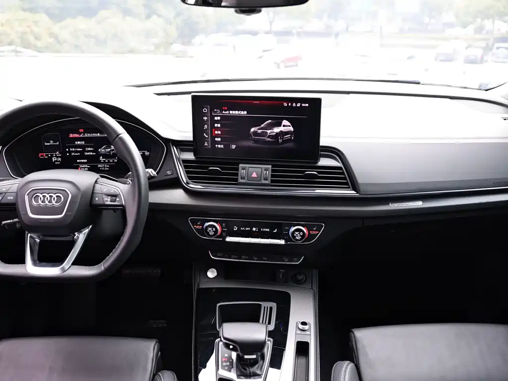 Audi Q5L 2022 — фото 9