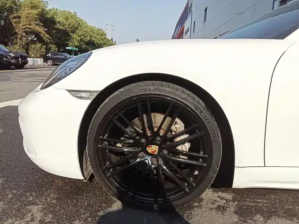 Porsche 718 2016