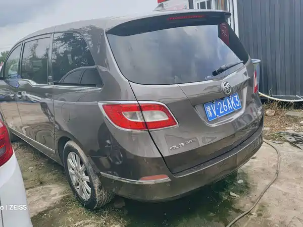 Buick GL8 2012