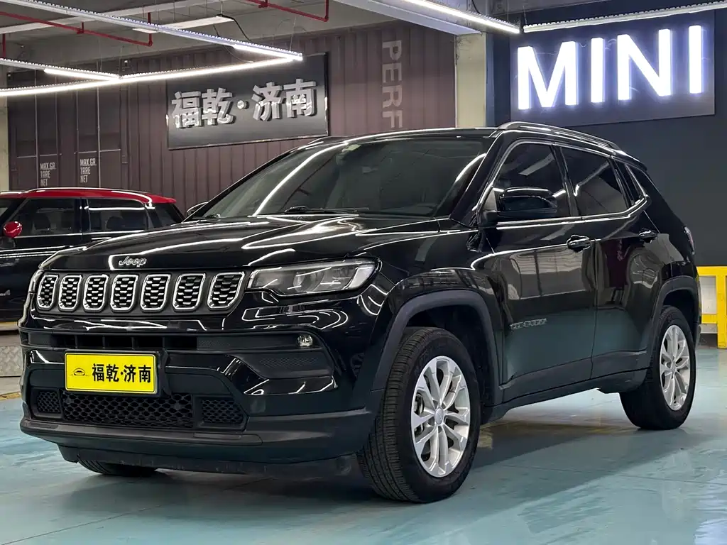 Jeep Compass 2021 — фото 1