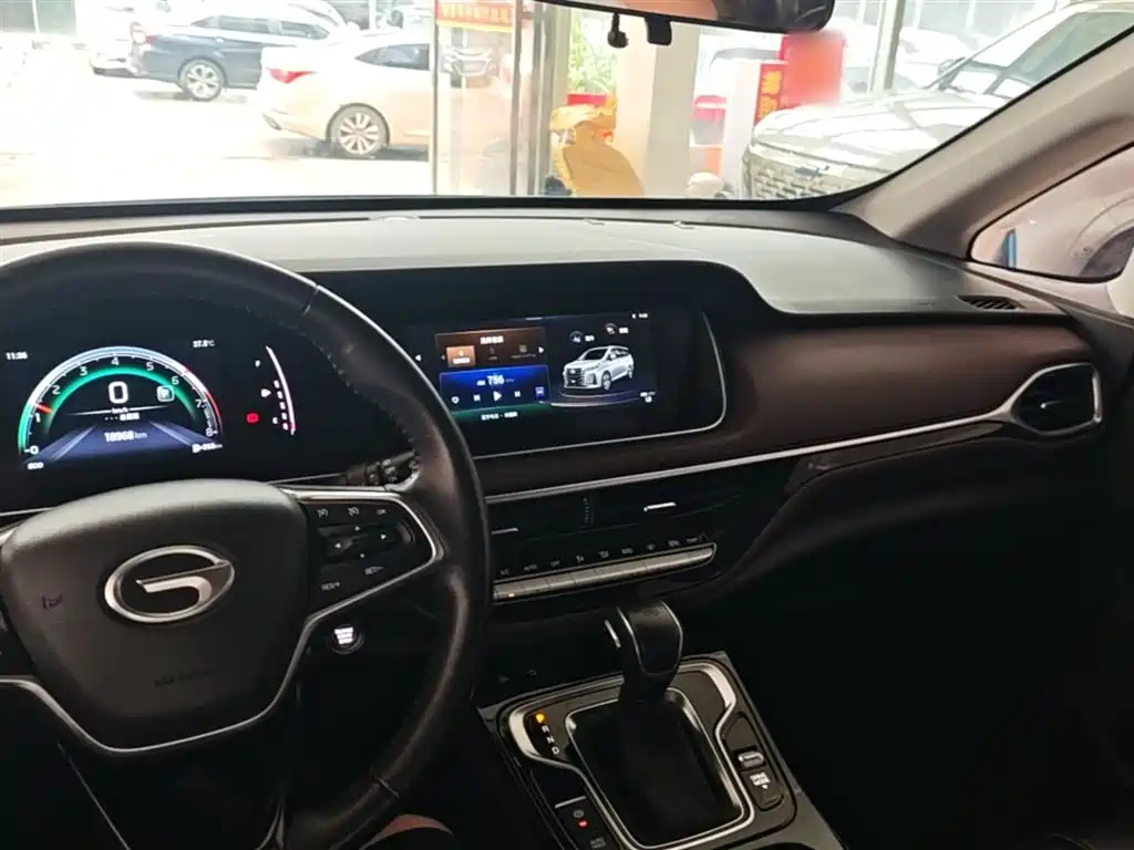 GAC Motor Trumpchi M6 2023 — фото 10