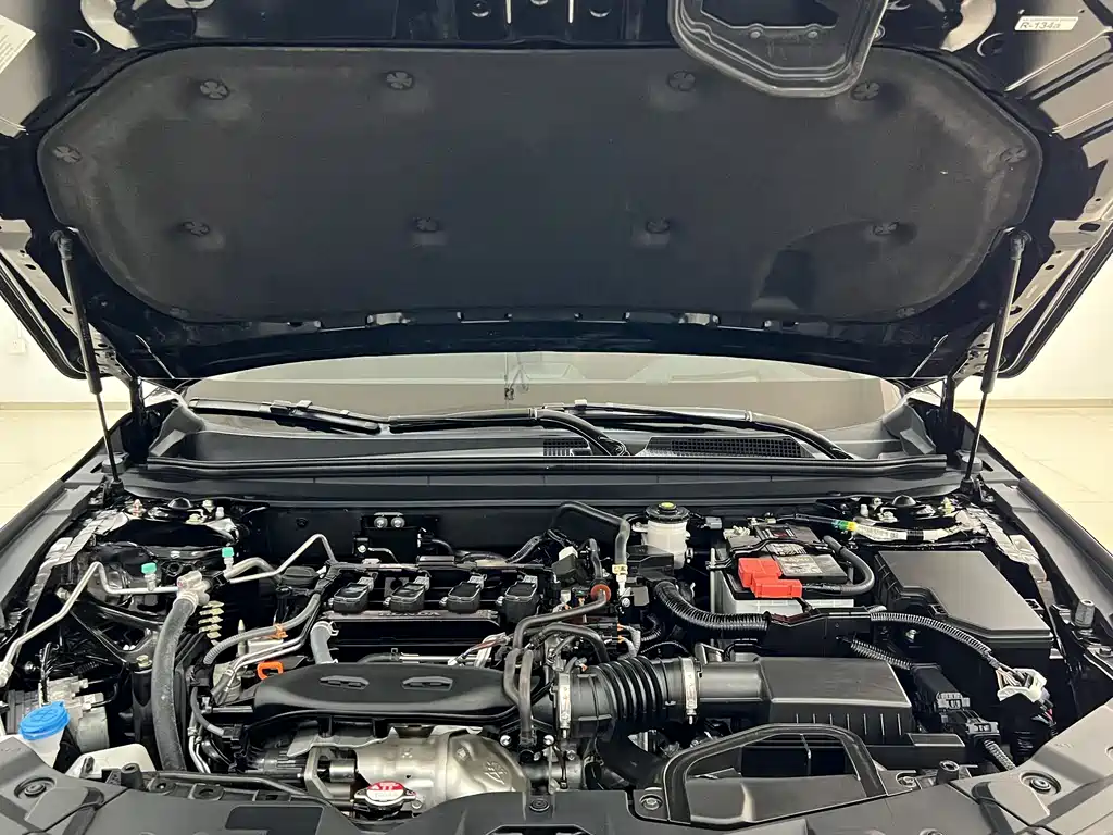 Honda Accord 2024 — фото 16