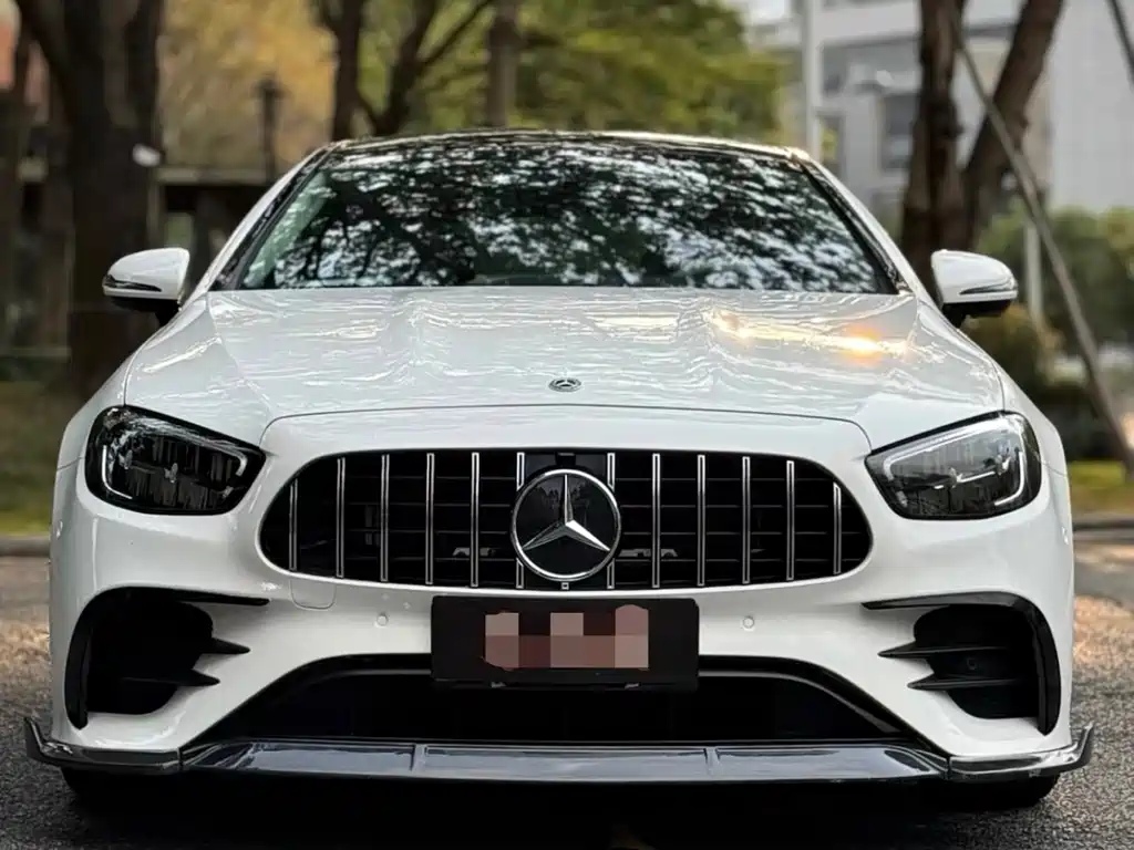 Mercedes-Benz E-Class 2021