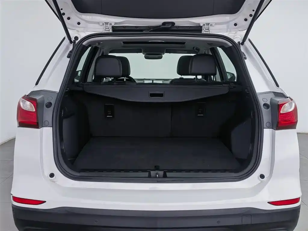 Chevrolet Equinox 2019 — фото 16