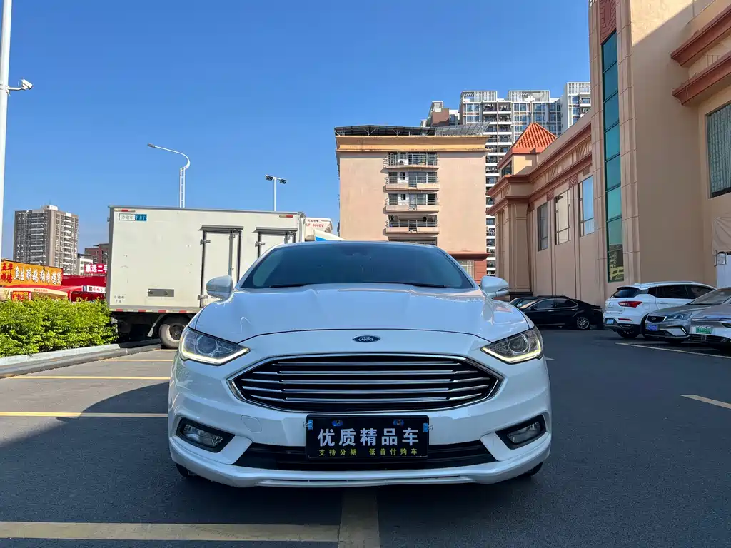 Ford Mondeo 2018 — фото 2