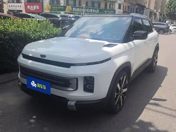Geely ICON 2022