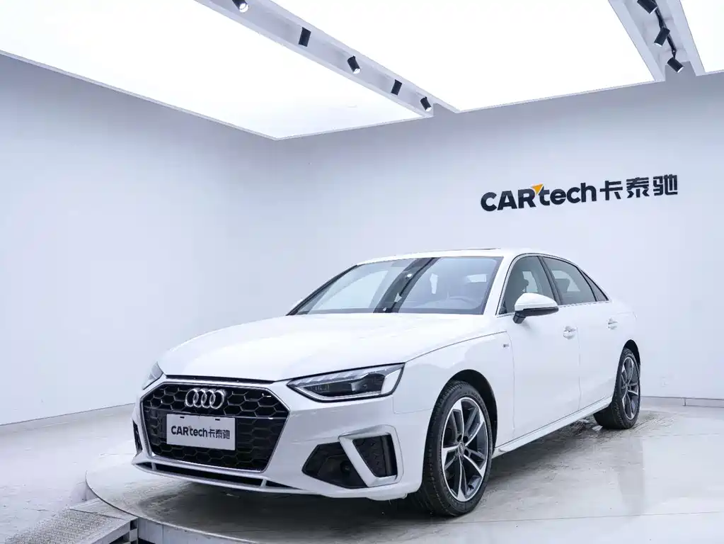 Audi A4L 2022 — фото 6