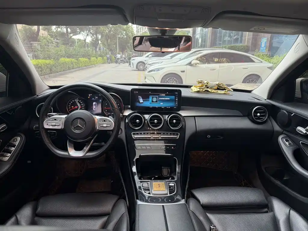 Mercedes-Benz C-Class 2020 — фото 6