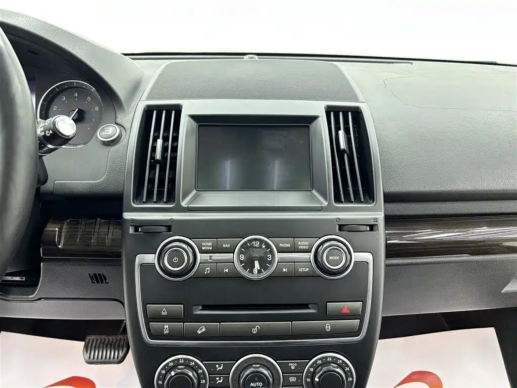 Land Rover Freelander 2 2013 — фото 10