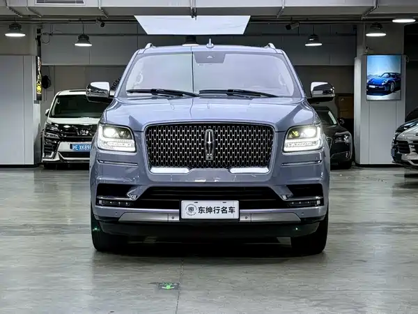 Lincoln Navigator 2019