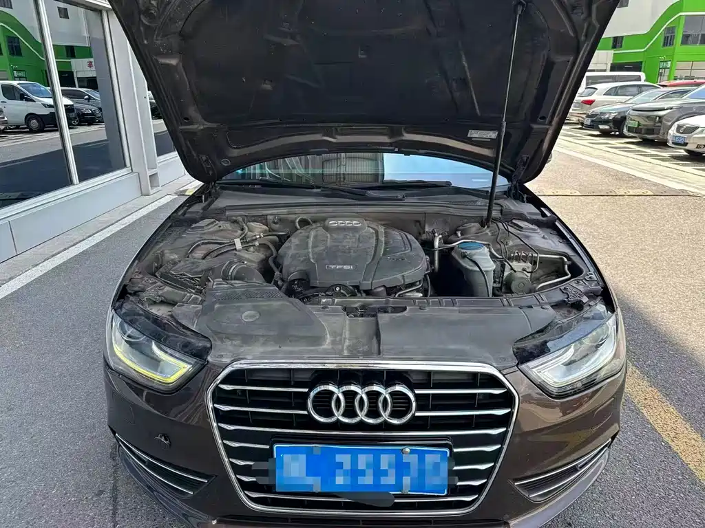 Audi A4L 2015 — фото 23