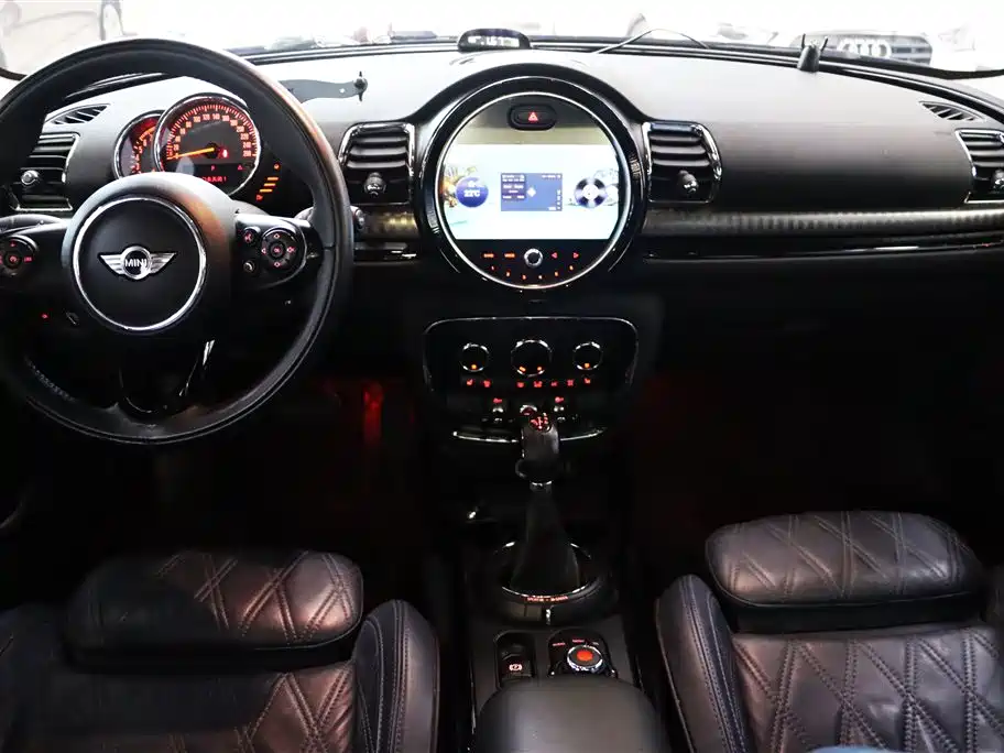 MINI Clubman 2017 — фото 6
