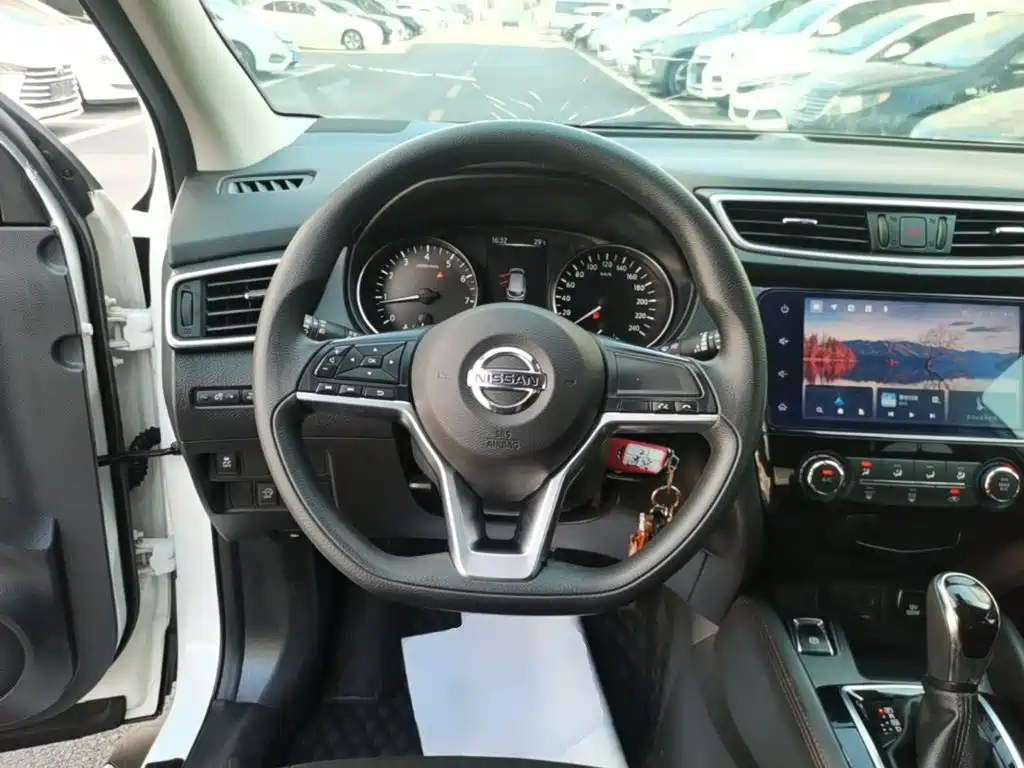 Nissan Qashqai 2021 — фото 11