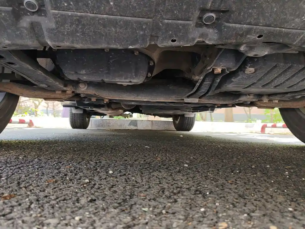 Toyota RAV4 2015 — фото 22