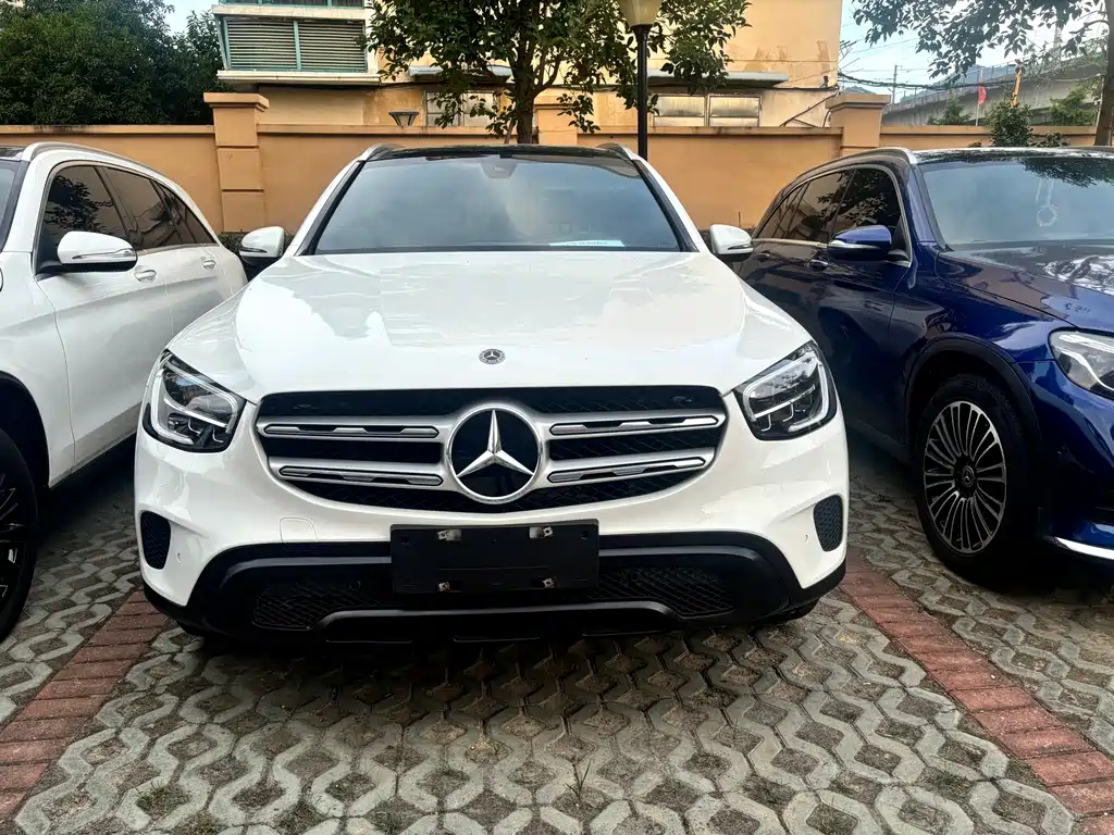 Mercedes-Benz GLC 2023