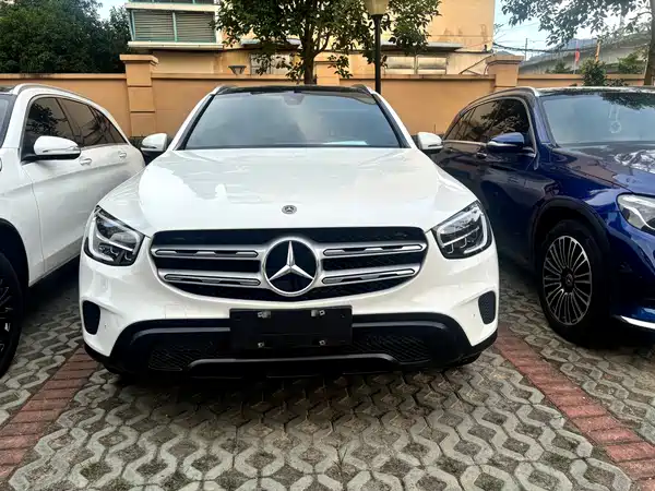 Mercedes-Benz GLC 2023