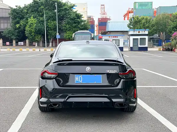 BMW M240i 2026