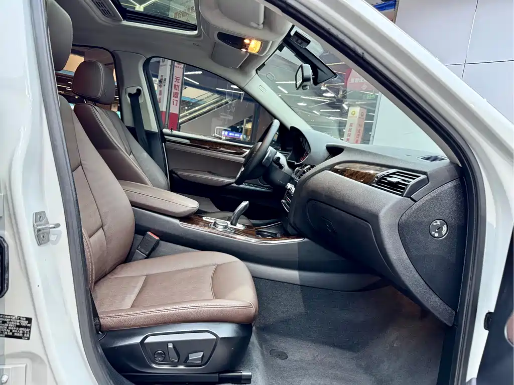 BMW X4 2015 — фото 16