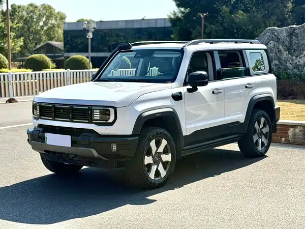 BAIC BJ40 Extended Range 2025
