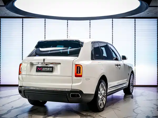Rolls-Royce Cullinan 2025
