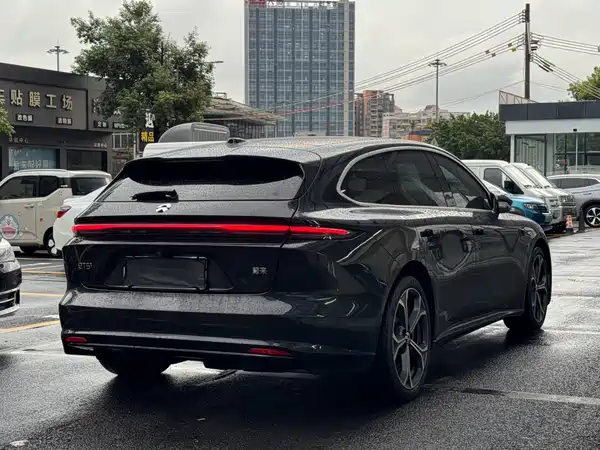NIO ET5T 2025